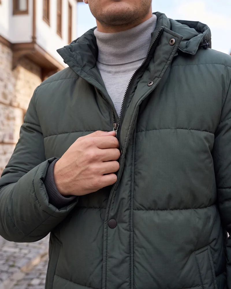 Koyu Yeşil Kapüşonlu Şişme Mont - 3